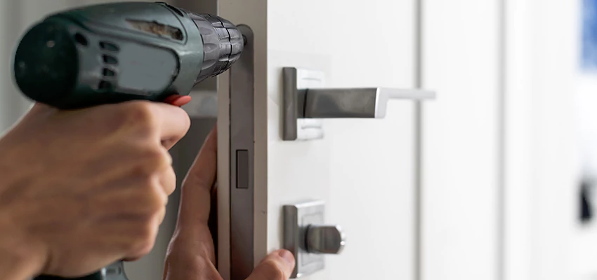 Locksmith For Lock Replacement Near Me in Wildomar, CA